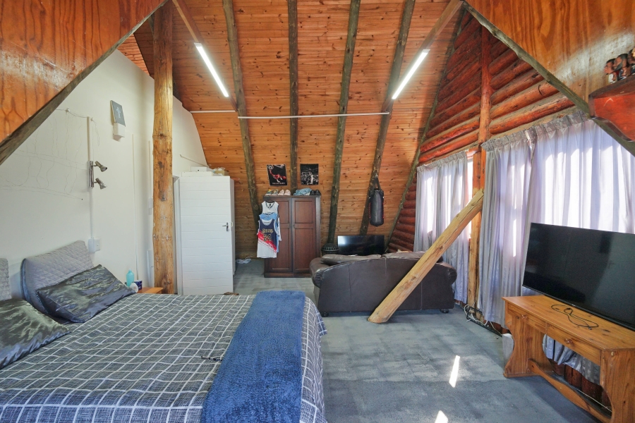 3 Bedroom Property for Sale in Winterstrand Eastern Cape